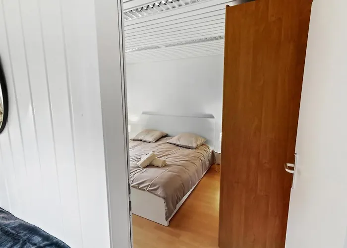 Confortable Avec Un Sauna